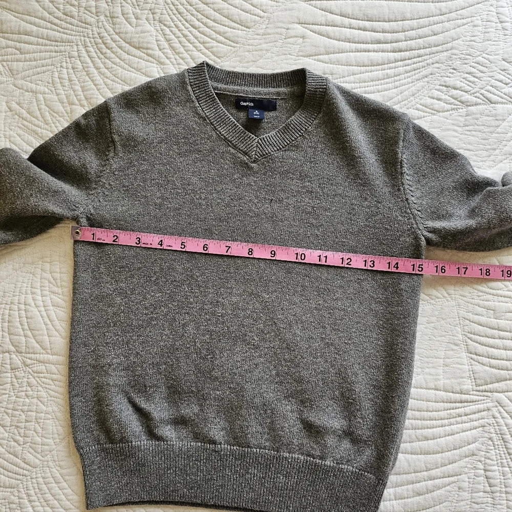 Youth Gap Kids Gray V Neck Sweater Sz S 6/7